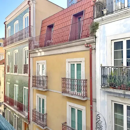 Lägenhet Bellarosa Flat In Bairro Alto By Homeful Homes *