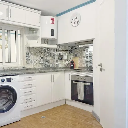Bellarosa Flat In Bairro Alto By Homeful Homes Lägenhet Lisboa