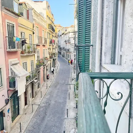 Lägenhet Bellarosa Flat In Bairro Alto By Homeful Homes Lisboa