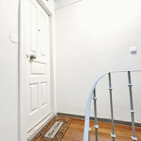 Bellarosa Flat In Bairro Alto By Homeful Homes