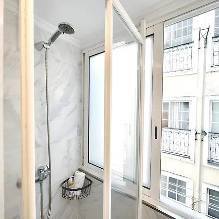 Bellarosa Flat In Bairro Alto By Homeful Homes *